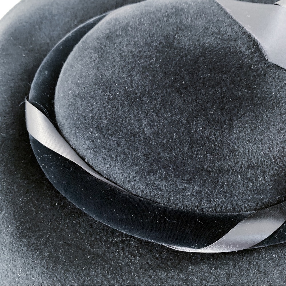 👒 1960’s Sonni San Francisco Black Wool Felt 'Tilt' Hat With Back Strap … - Picture 5 of 8